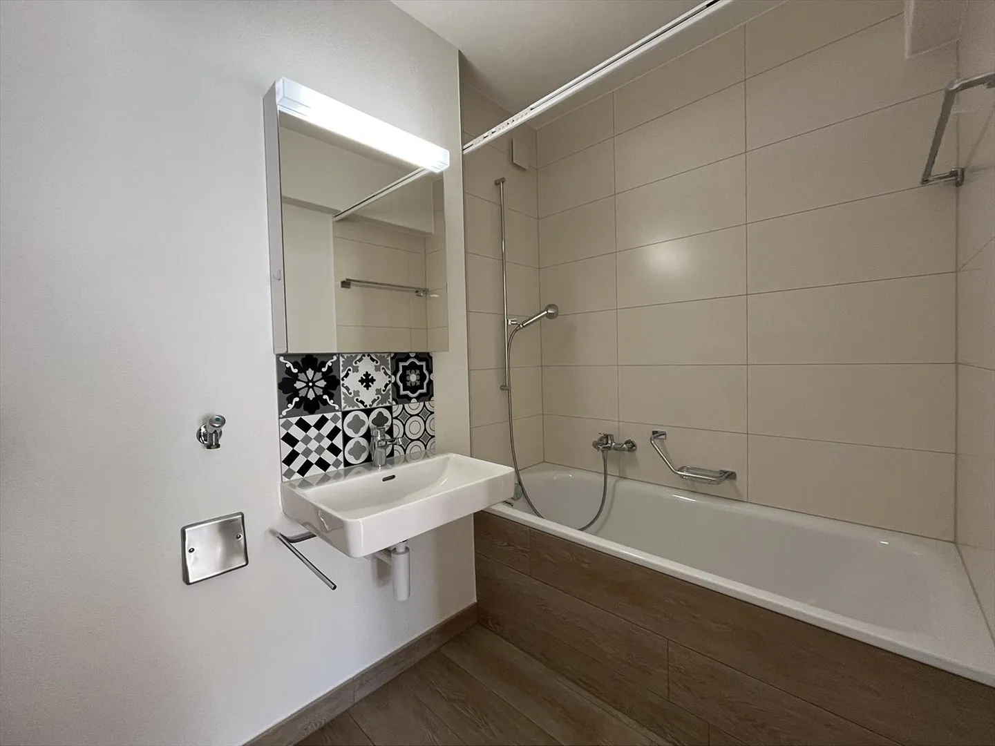 02724 - Appart. 3 Räume - RUE FRANCOIS-GUILLIMANN 16 - FRIBOURG - Foto 7 von 9