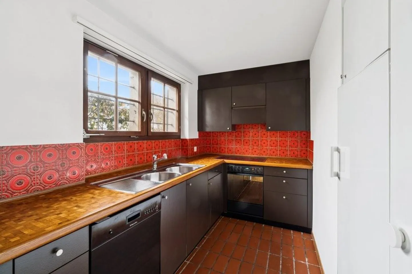 Charming apartment for rent in Witikon - Photo 3 of 9