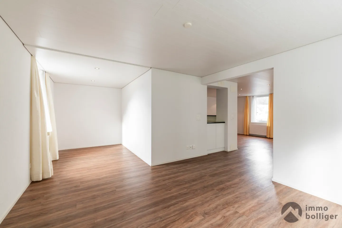 La storia incontra la modernità: Casa unifamiliare elegante con grande potenziale a Zofingen - Foto 6 di 13