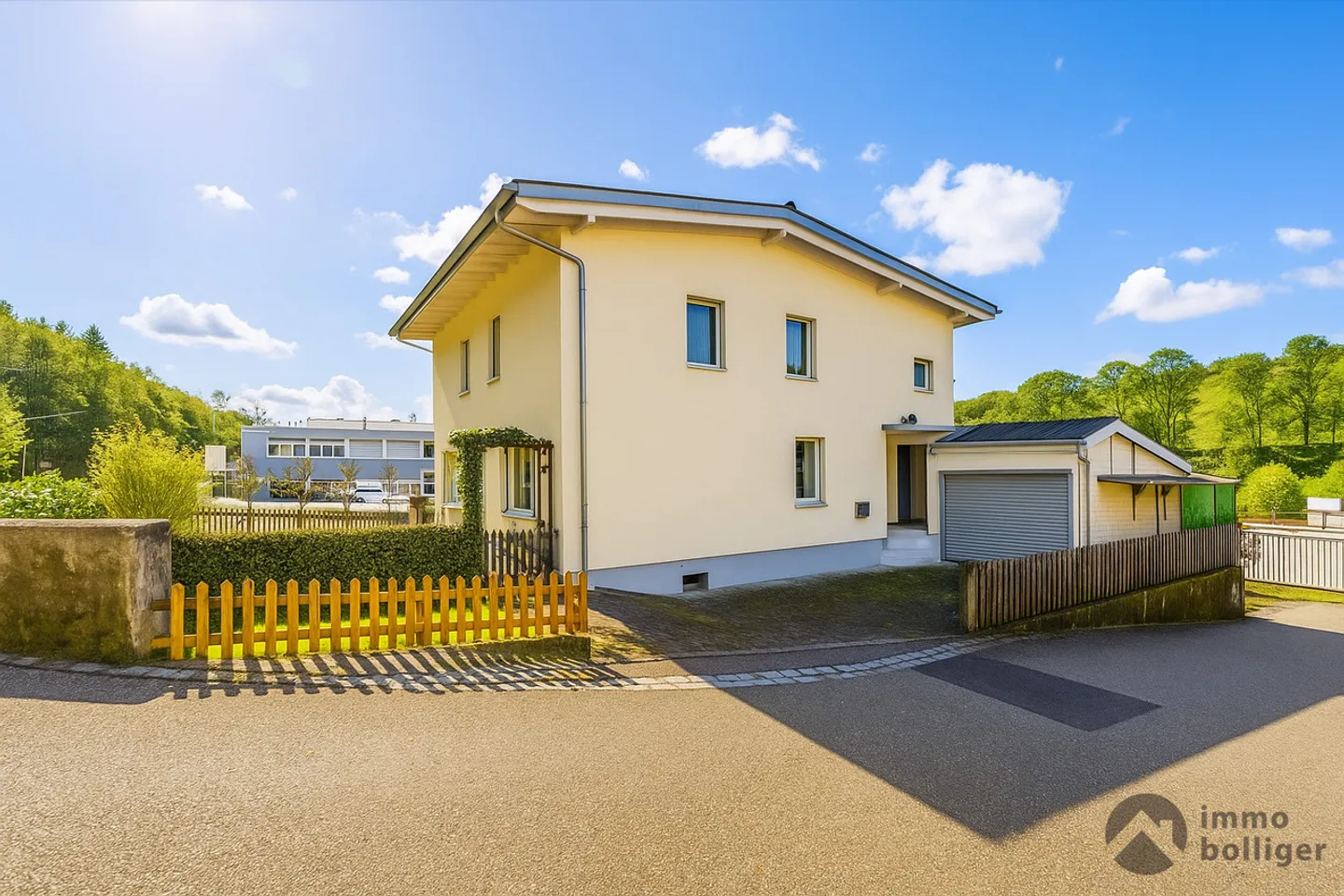 La storia incontra la modernità: Casa unifamiliare elegante con grande potenziale a Zofingen - Foto 12 di 13