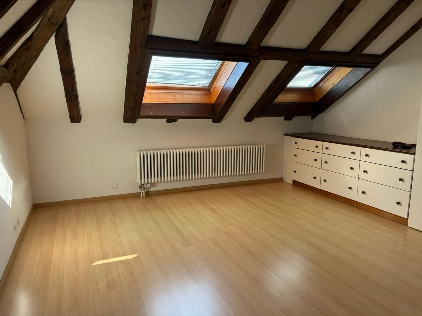 Appartement Charmant avec Vue Alpestre - Photo 5 sur 13