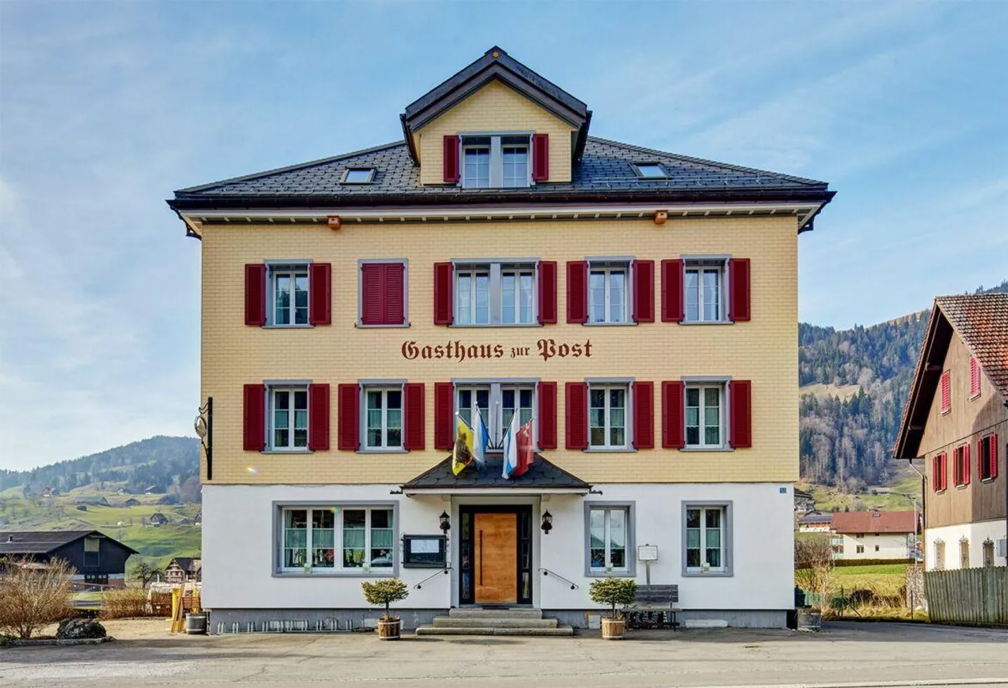 Bienvenue à l'auberge zur Post à Sattel! - Photo 1 sur 11