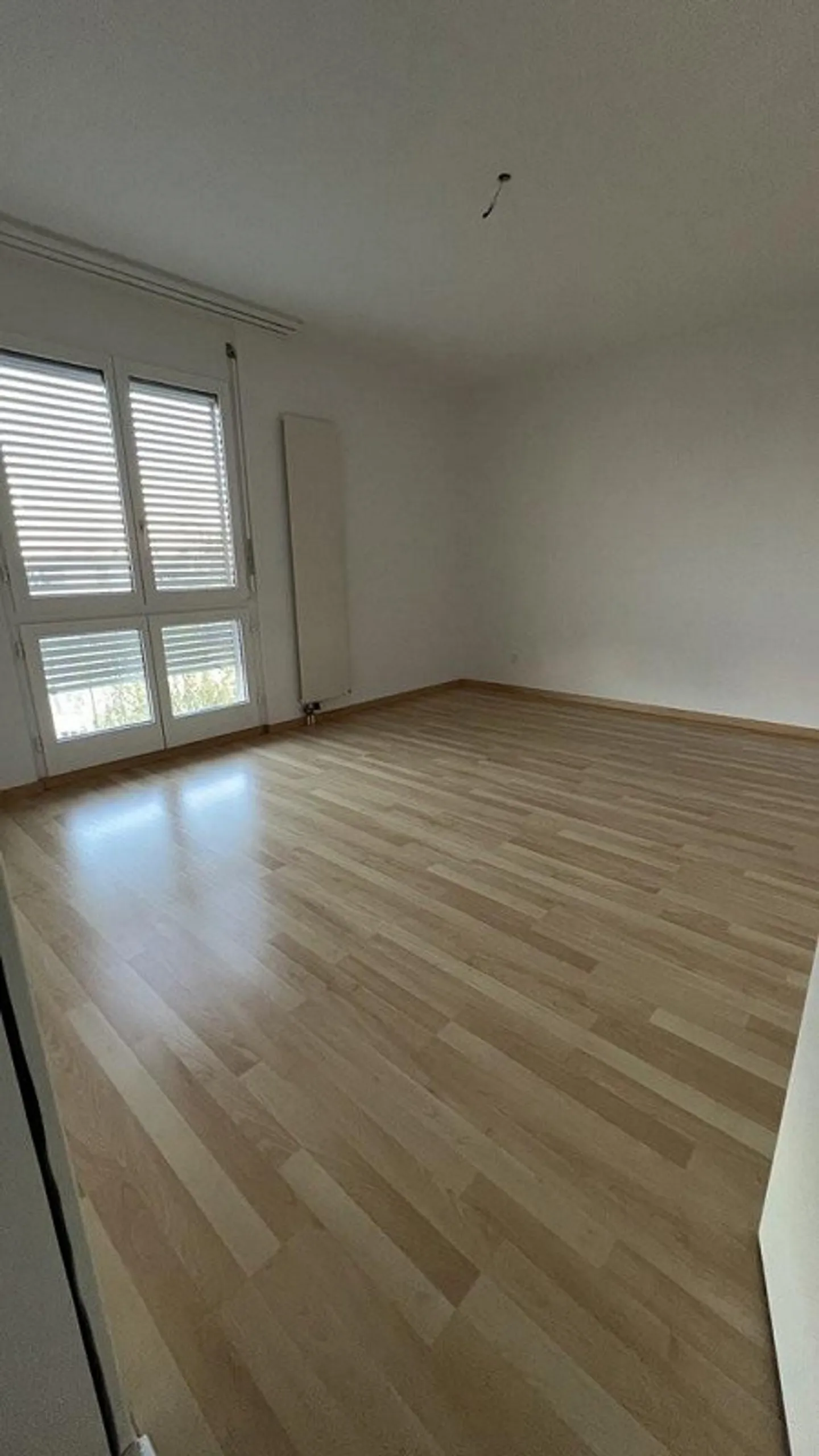 Appartamento con balcone cerca nuovo inquilino. - Foto 6 di 8