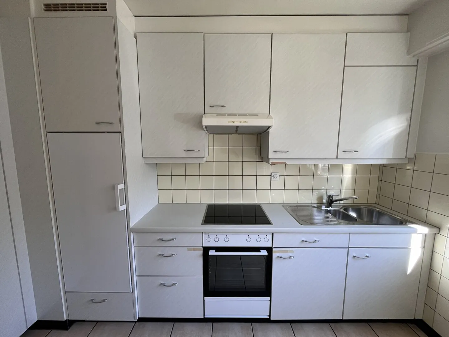 Appartamento con 4.5 stanze in Ch. de la Lande 5 - 1008 Prilly - Foto 2 di 10