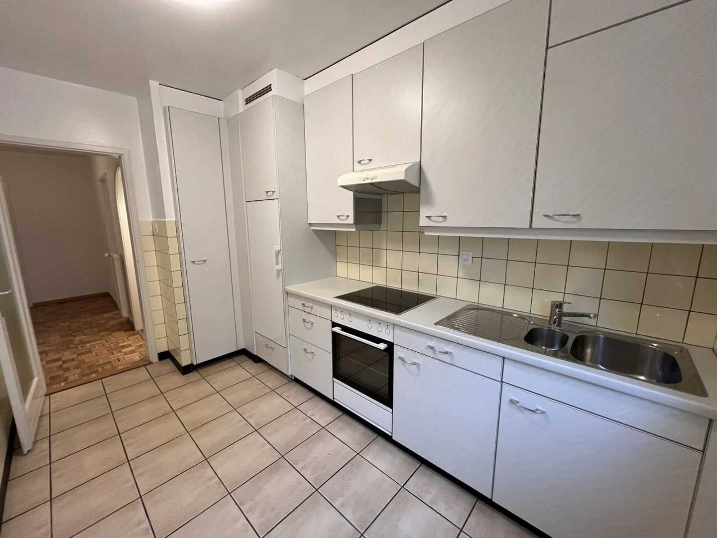 Appartamento con 4.5 stanze in Ch. de la Lande 5 - 1008 Prilly - Foto 4 di 10