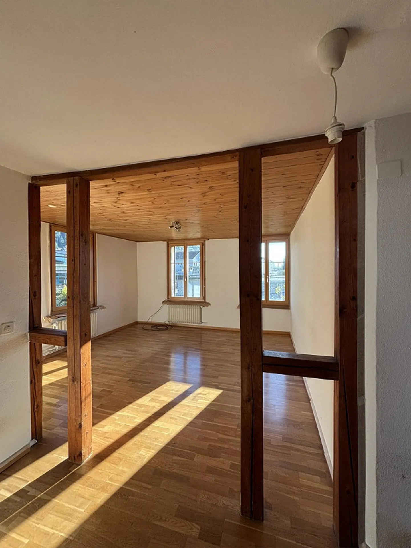 Charming 3-room apartment with large balcony in a quiet location - Photo 1 of 8