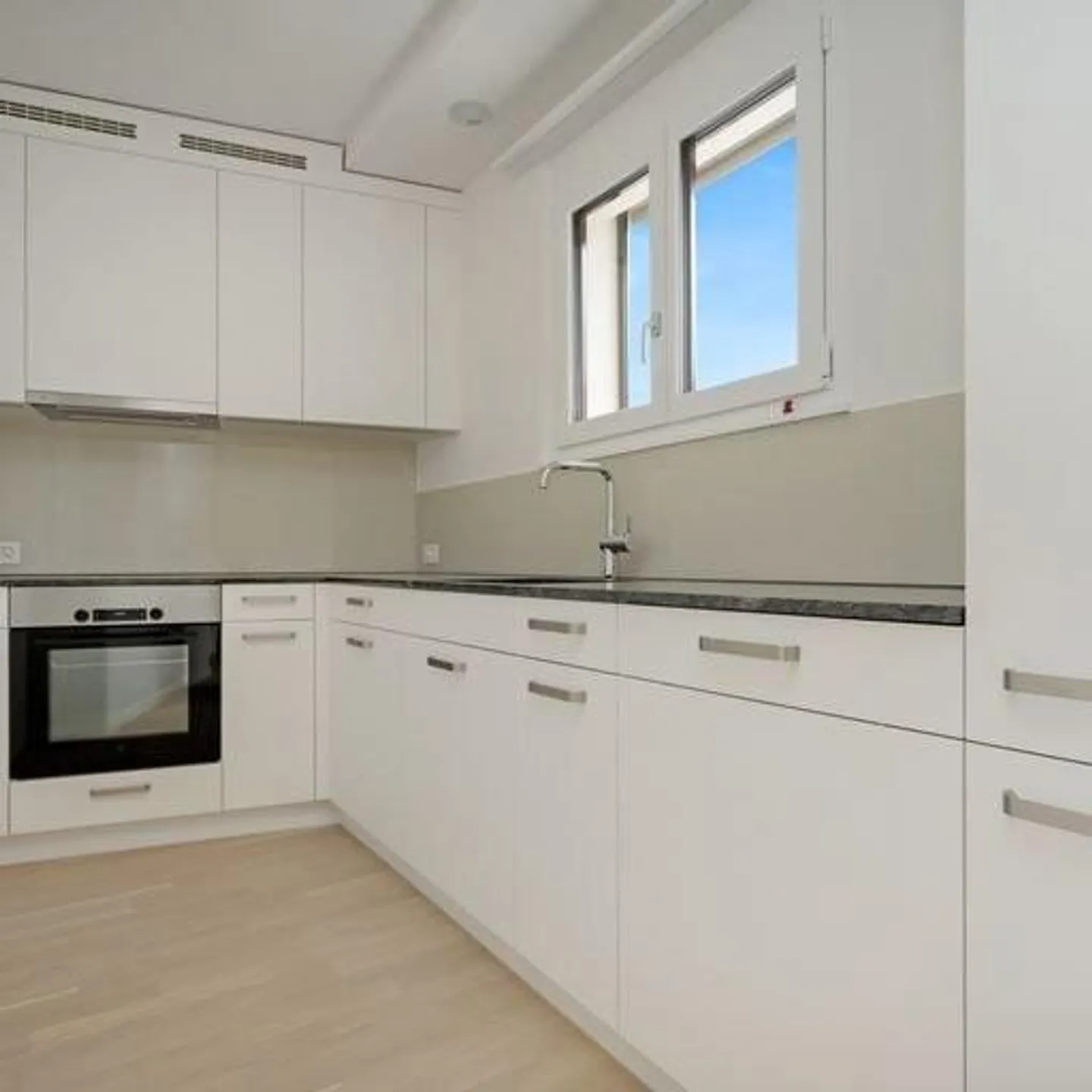 Charmante 2.5-Zimmerwohnung - Foto 3 von 10