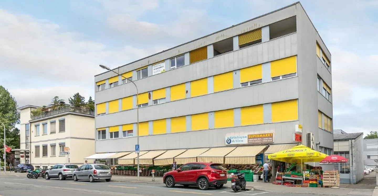 Spazio commerciale/ufficio di 45 m² in affitto - 1° piano - Foto 1 di 3