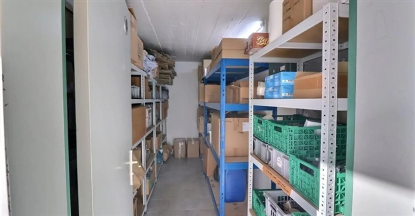 Espace Commercial avec Vue Imprenable - Photo 2 sur 5