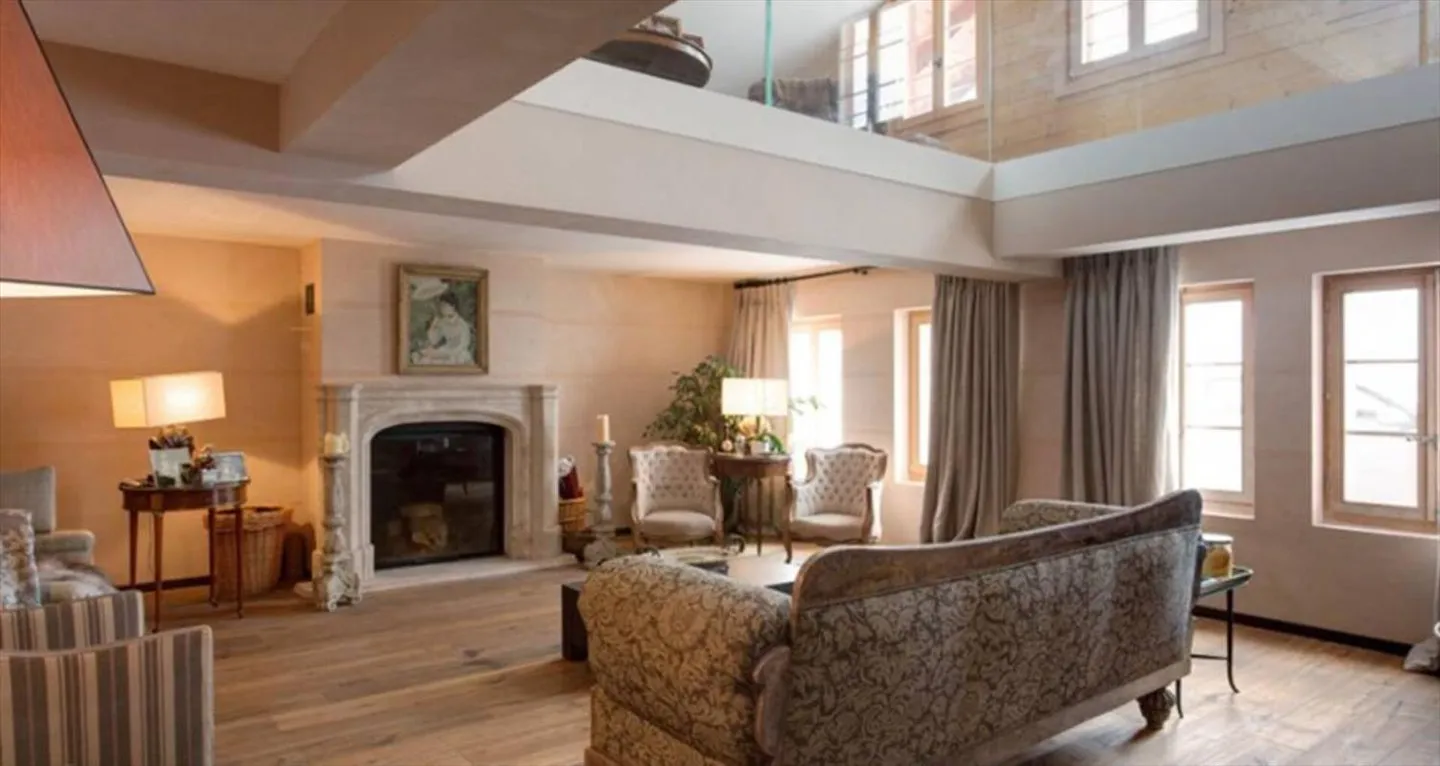 Chalet - 8 pièces à Château-d'Oex - Photo 3 sur 7