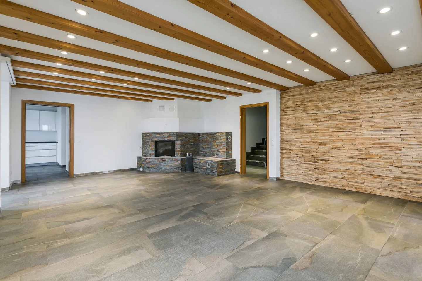 RIDUZIONE DEL PREZZO - Proprietà equestre compatta con un'alta qualità di vita per te e i tuoi cavalli - Foto 5 di 11