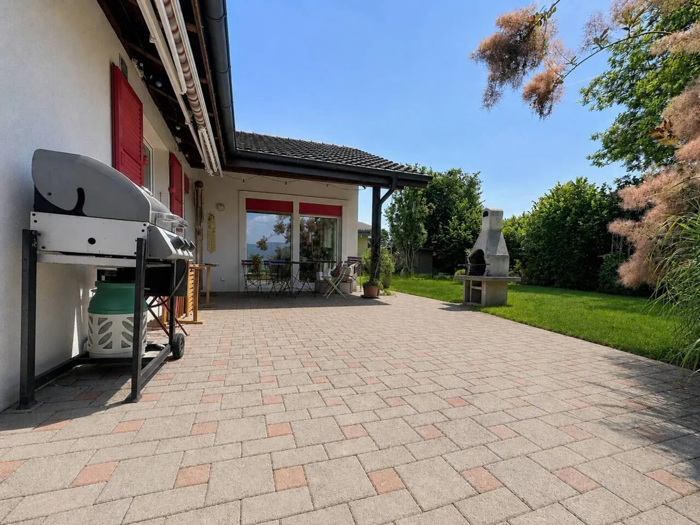Individual villa with 4.5 rooms and independent studio - Photo 13 of 13