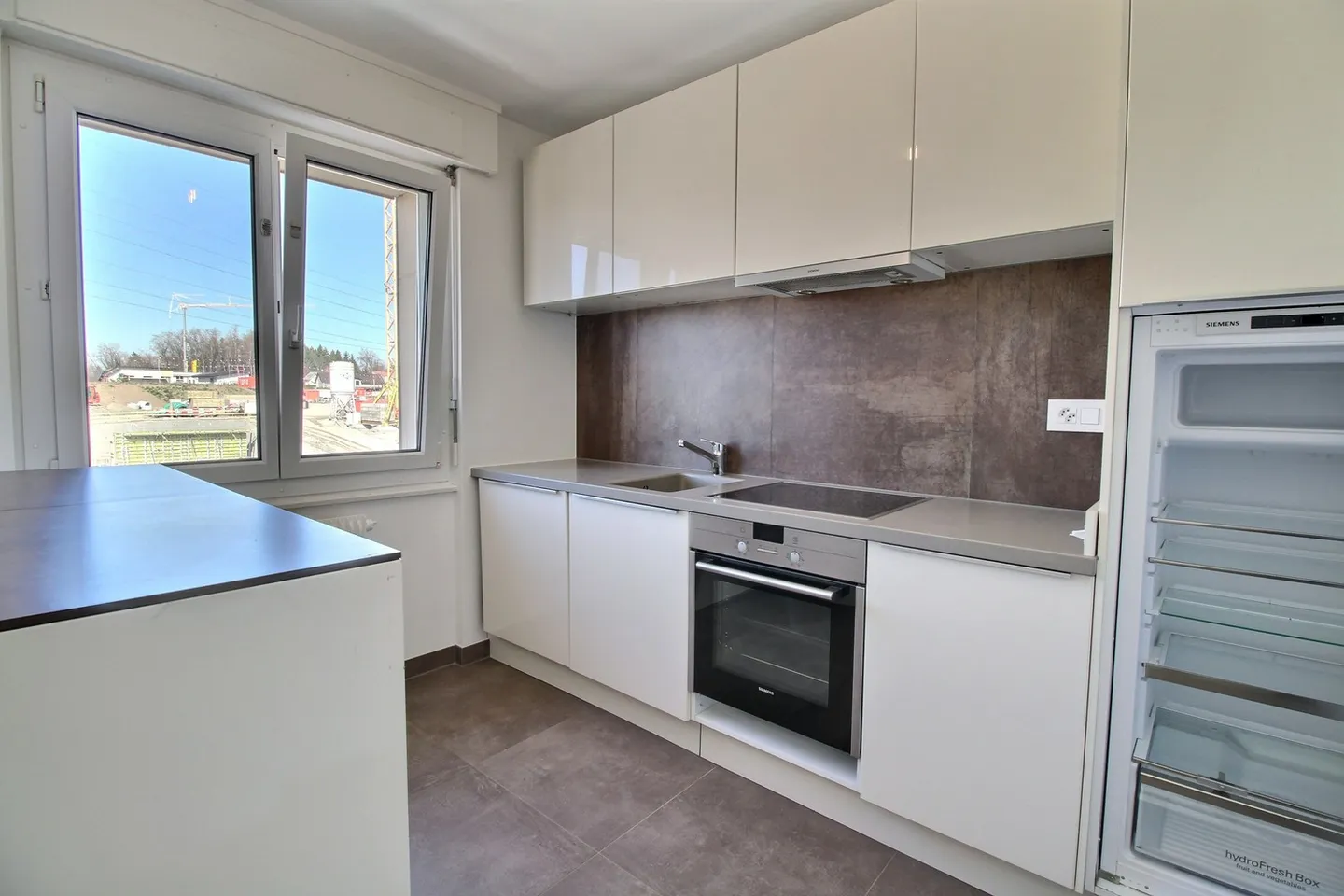 Charming 4.5-room apartment renovated in Marly! - Photo 3 of 9