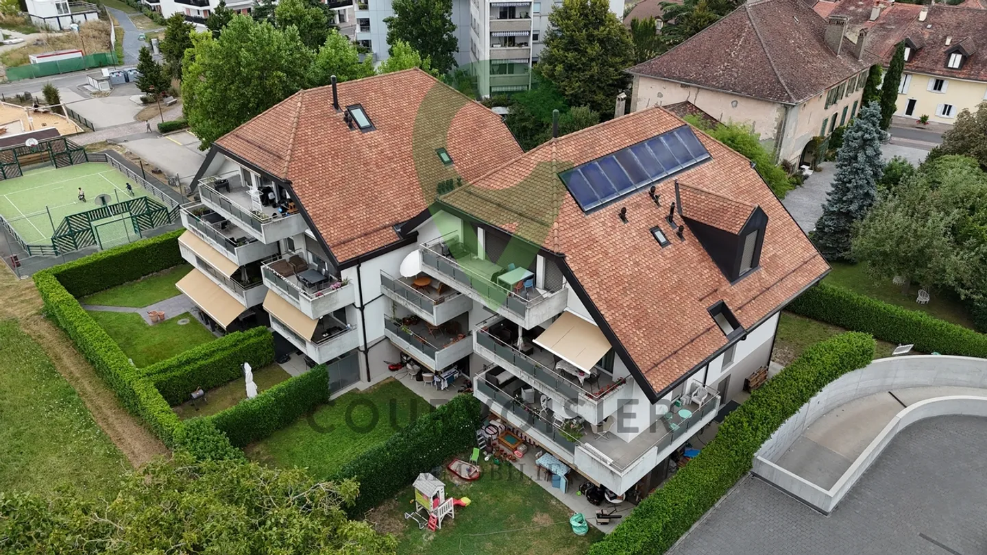 Superb 4.5-room apartment with mezzanine - Photo 7 of 8