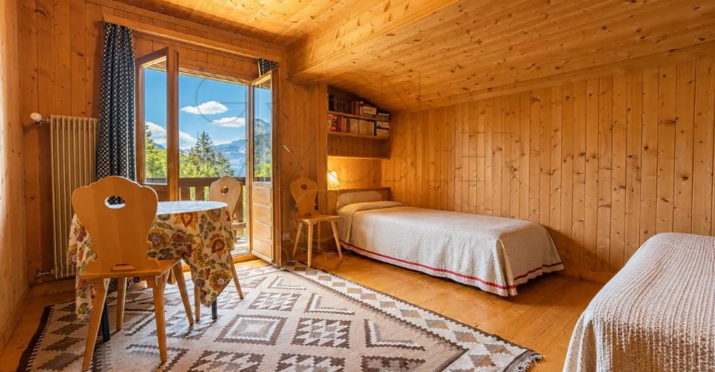 Family chalet with 6.5 rooms in Gryon, close to amenities - Photo 9 of 13