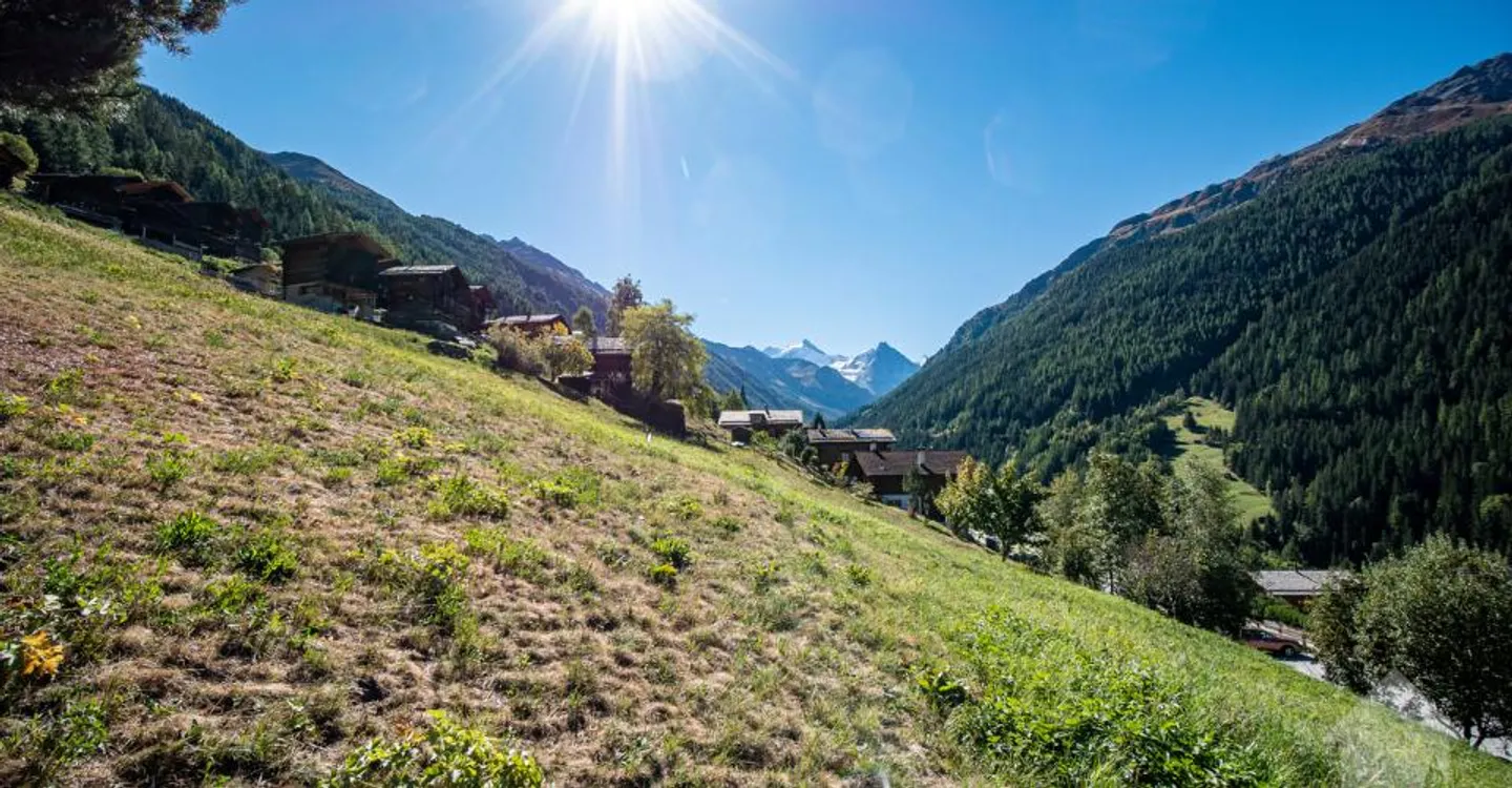 Scenic Plot in Val d'Anniviers - Photo 2 of 9