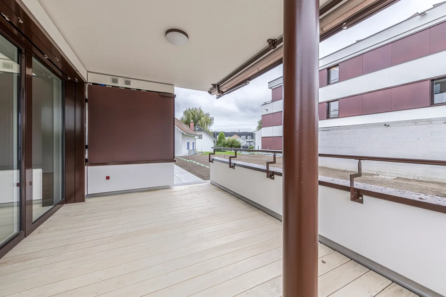 Moderne 3.5-Zimmer-Neubau-Wohnung mit Balkon in Selzach - Foto 3 von 8