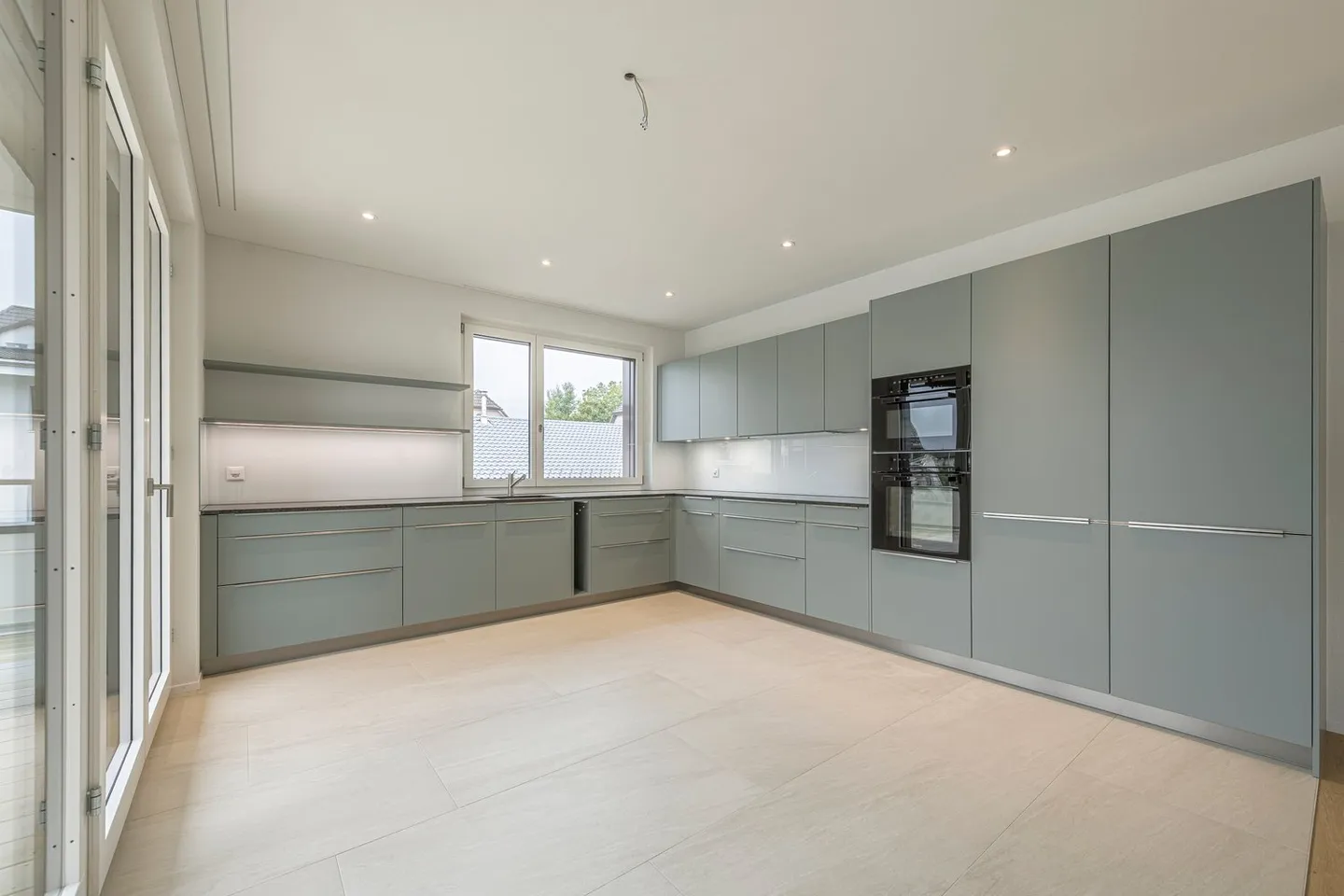 Moderne 3.5-Zimmer-Neubau-Wohnung mit Balkon in Selzach - Foto 2 von 8