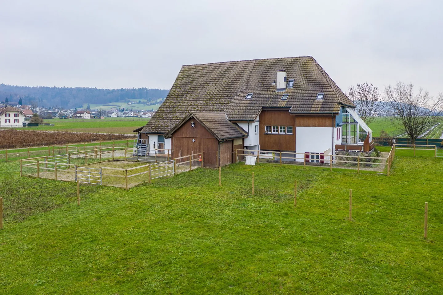 RIDUZIONE DEL PREZZO - Proprietà equestre compatta con un'alta qualità di vita per te e i tuoi cavalli - Foto 11 di 11