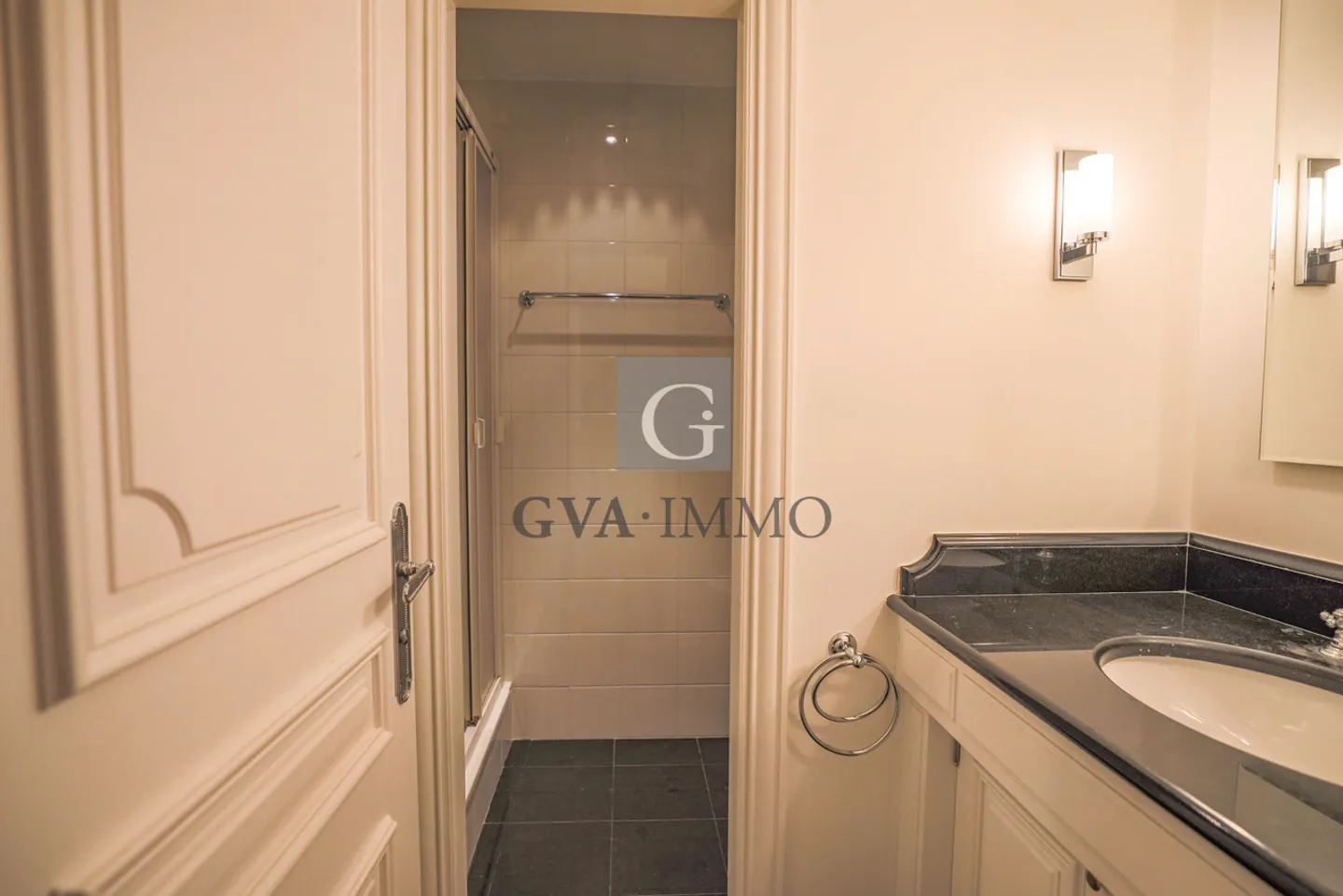 Elegant Private Hotel with private garden and indoor pool - Photo 12 of 22