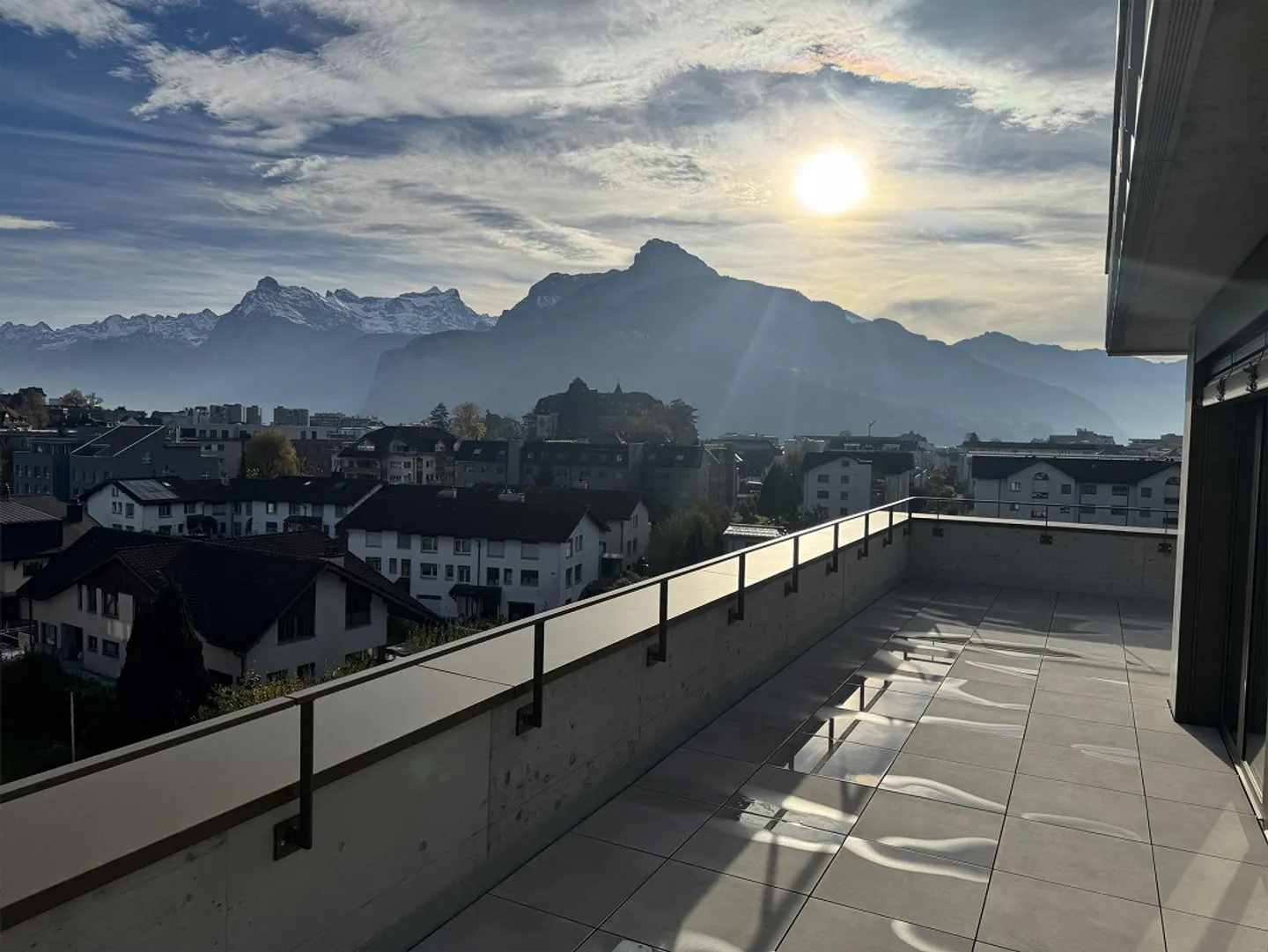 4.5 Zimmer Attikawohnung mit Aussicht Erstbezug - Foto 15 von 15