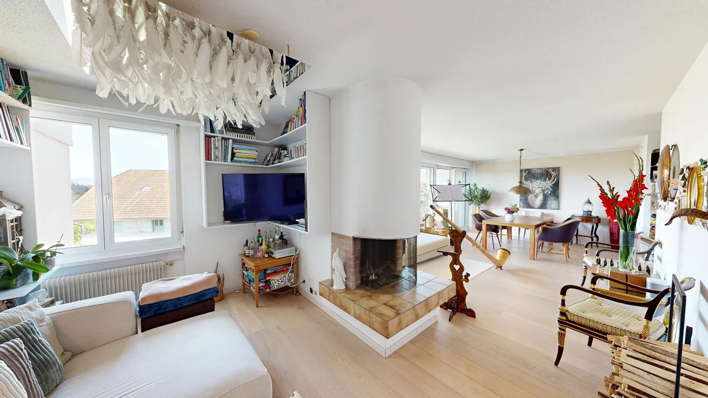 Penthouse with a View in Ittigen - Photo 3 of 11