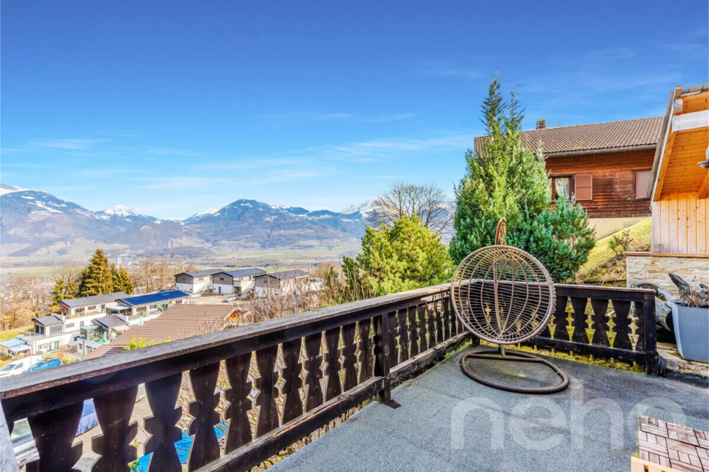 Rara opportunità! Grande Chalet con possibilità di studio - Foto 11 di 12