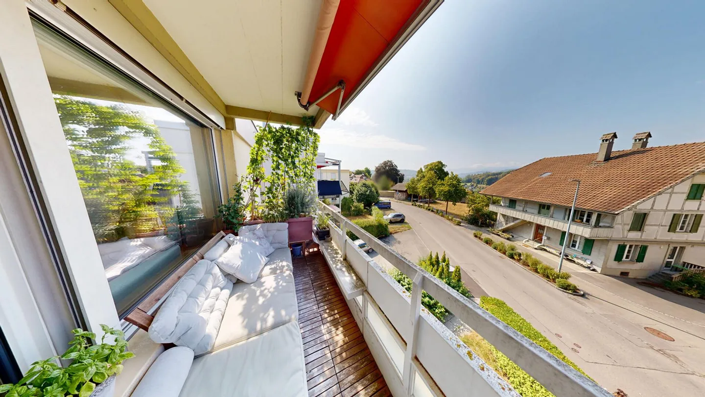 Penthouse with a View in Ittigen - Photo 9 of 11