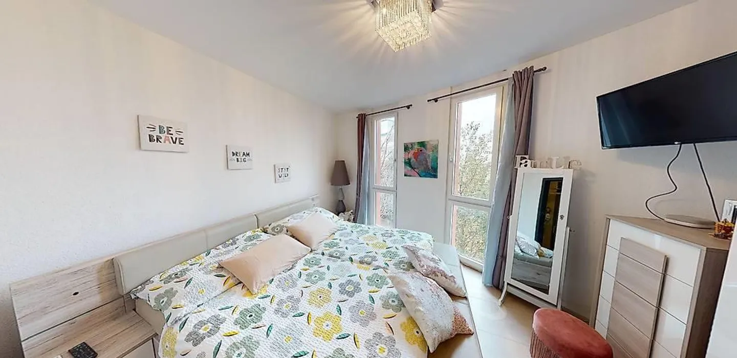 Bellissimo e moderno appartamento in zona tranquilla - Foto 4 di 10