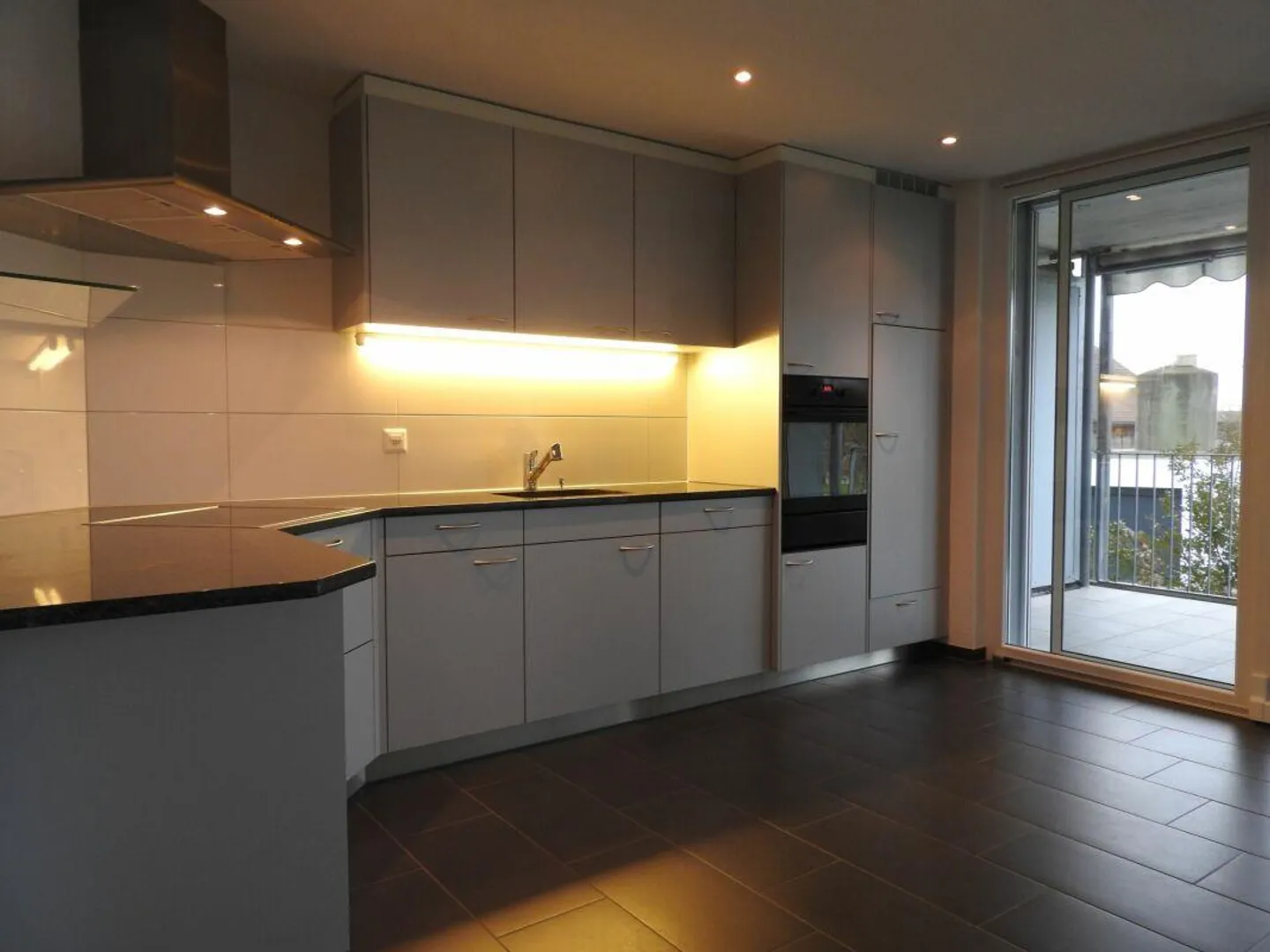 Beautiful 3.5-room apartment in the center of Kappelen - Photo 2 of 10