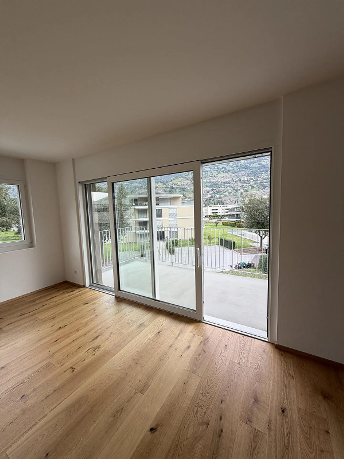 4.5 Neubauwohnung im Westside Park in Visp - Foto 3 di 8