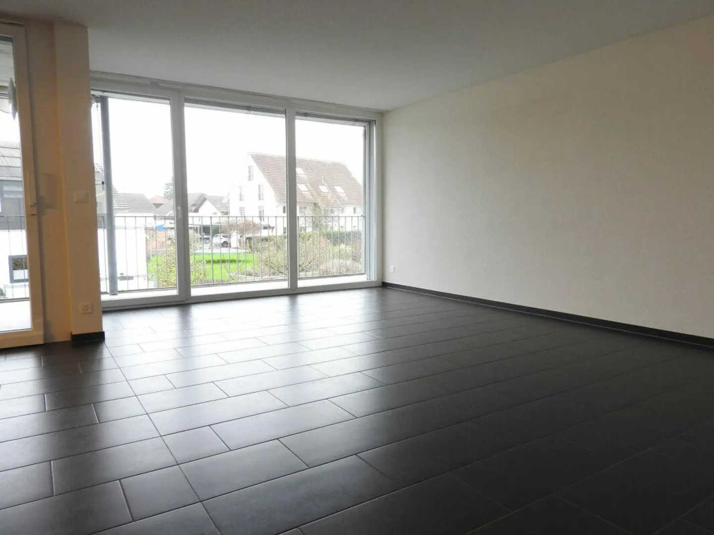 Beautiful 3.5-room apartment in the center of Kappelen - Photo 5 of 10