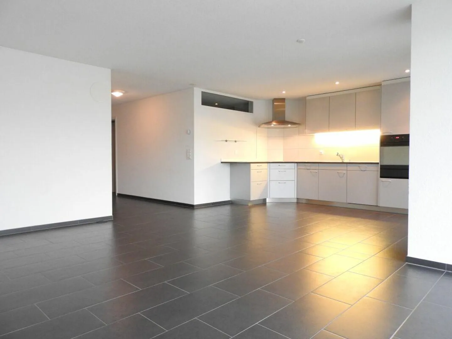 Beautiful 3.5-room apartment in the center of Kappelen - Photo 1 of 10