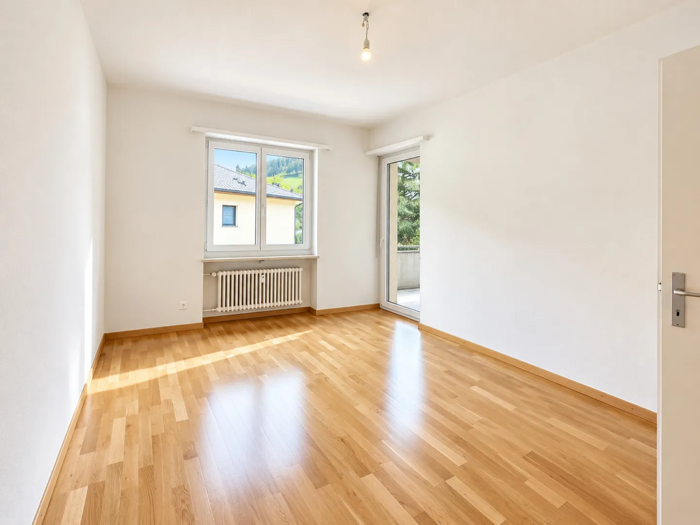 Sonnige Wohnung mit Aussicht - Foto 2 von 11