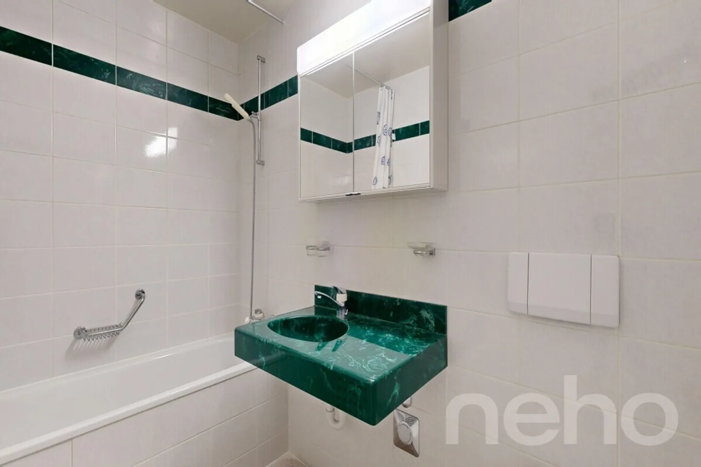 Appartement lumineux avec vue sur le lac - Photo 10 sur 12