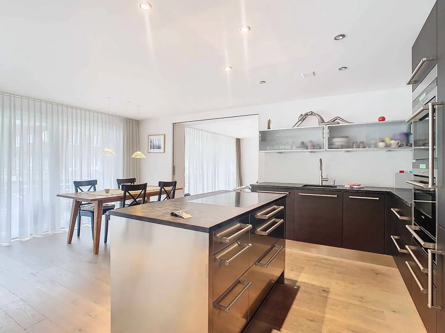 Luxury Apartment in Zermatt - Photo 2 of 13