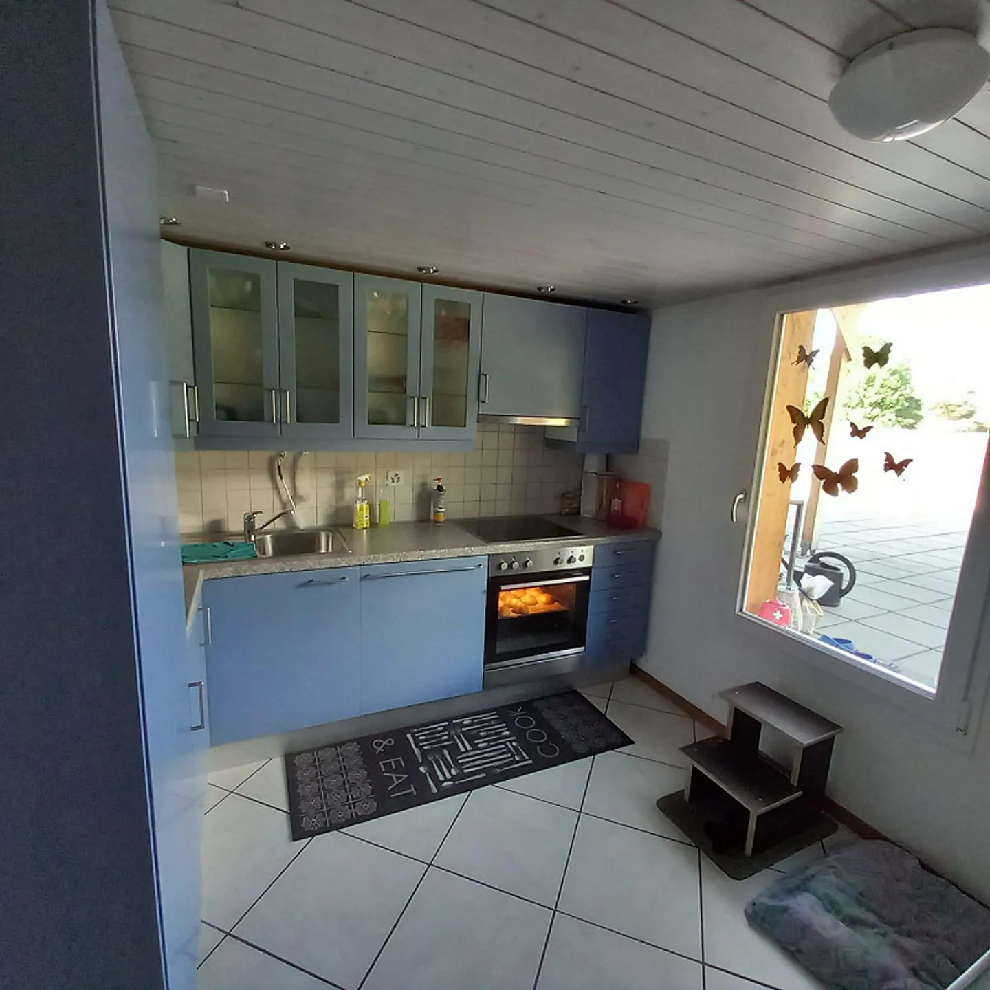 3.5-Room Apartment with Large Rooftop Terrace - Photo 3 of 9