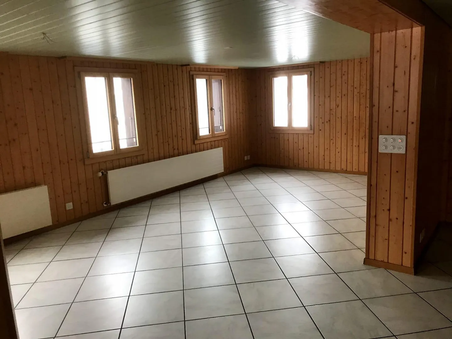 3.5-Room Apartment with Large Rooftop Terrace - Photo 5 of 9