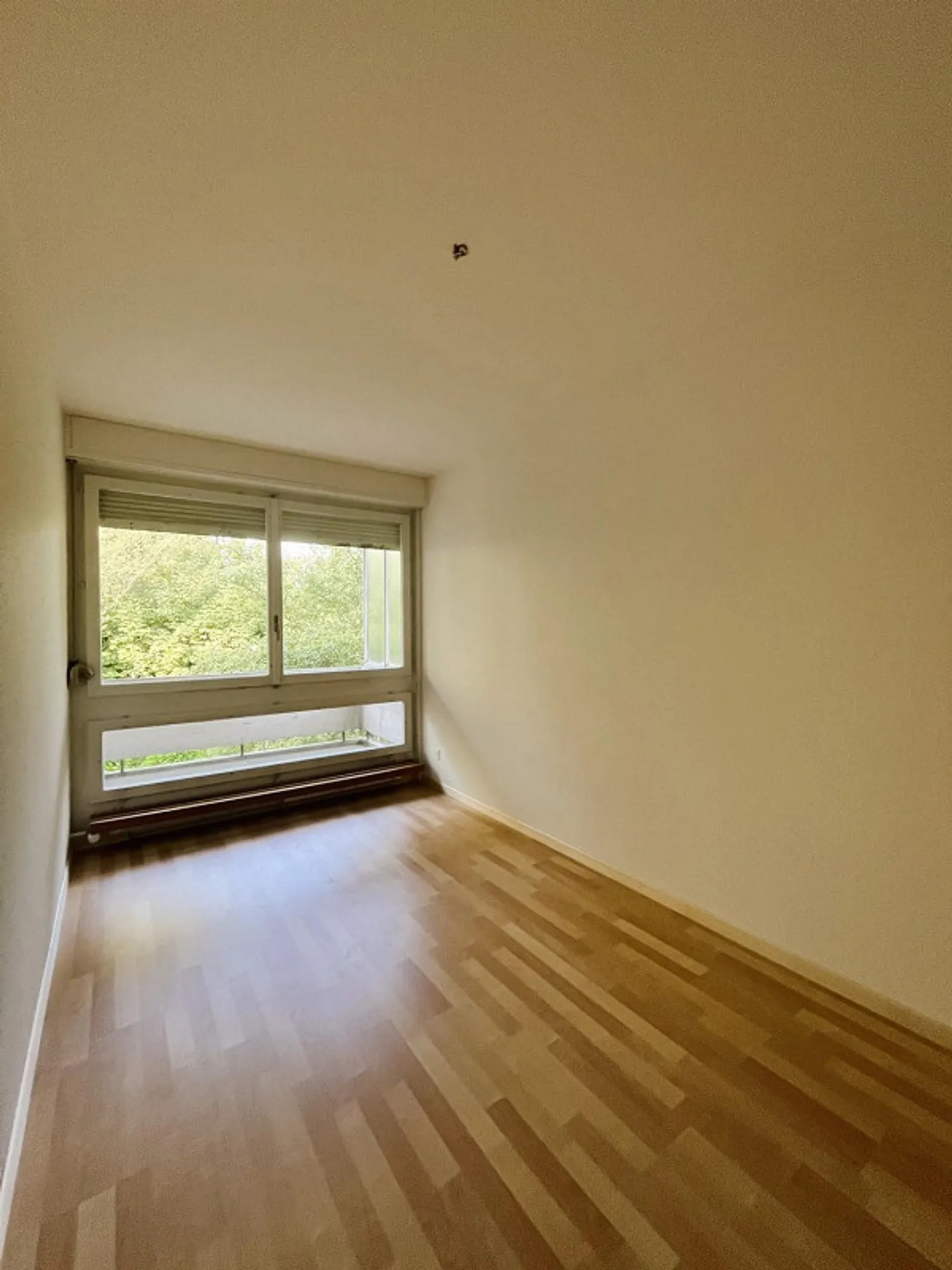 Sunny 4-room apartment for rent in Steffisburg! - Photo 4 of 8