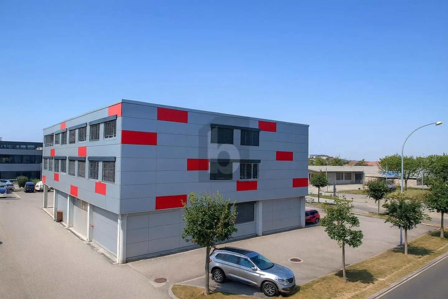 Ufficio 7 stanze - Foto 1 di 6