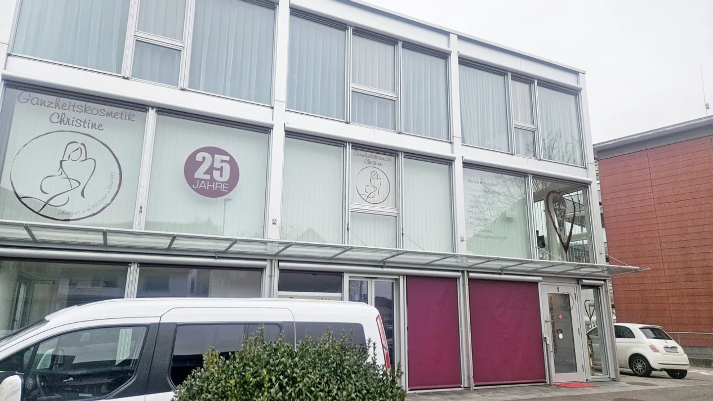 Spazio commerciale nel centro di Belp - Foto 2 di 10