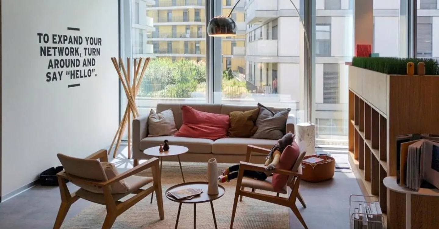 Maßgeschneiderte Büros für 3 Personen bei Spaces Quartier de l'Étang - Foto 6 von 10