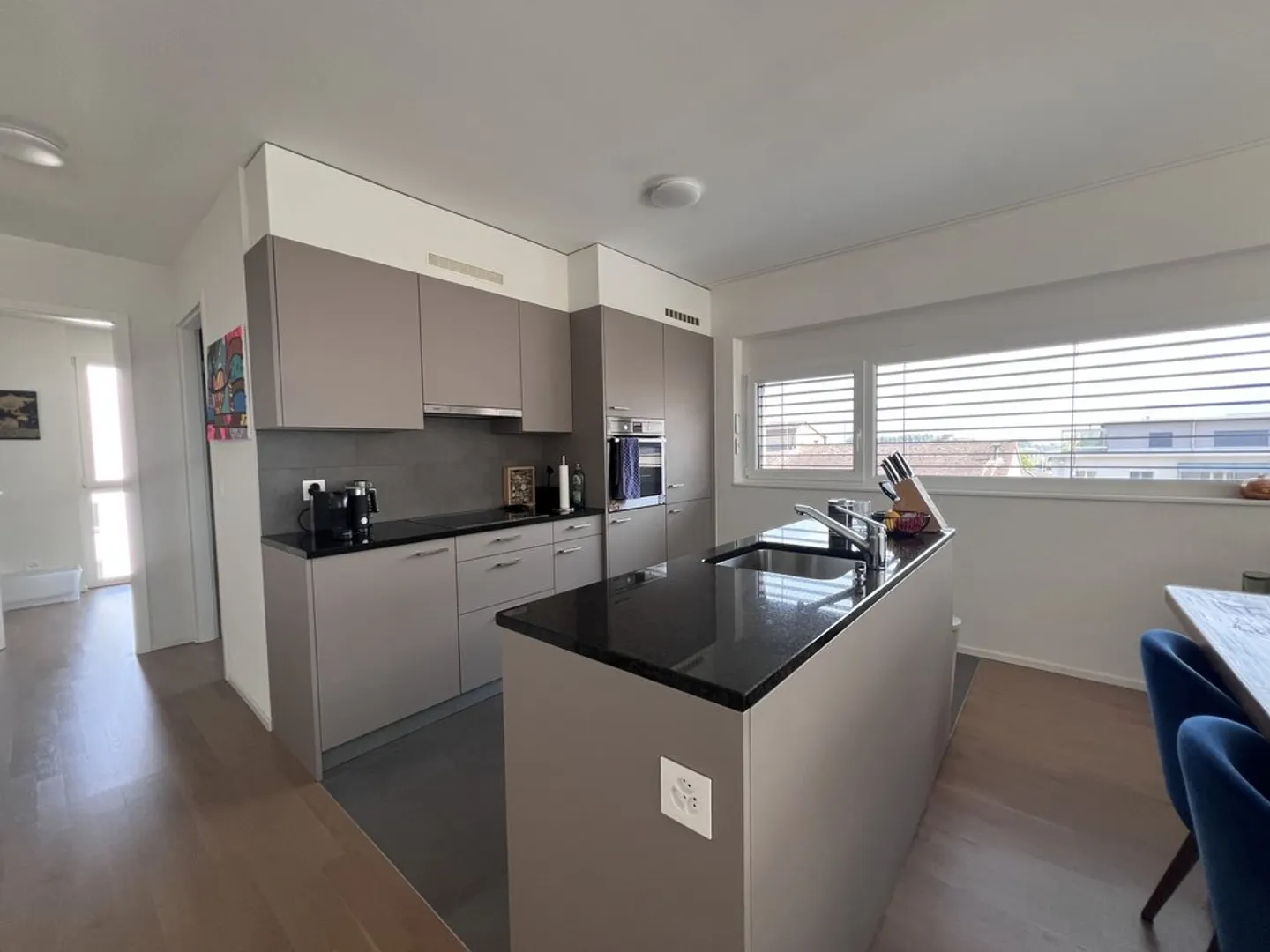 Stylische 3.5 Zimmer Wohnung - Foto 3 von 10