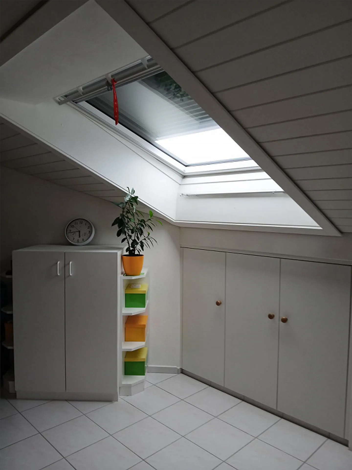Möbliertes Studio mit Parkplatz - Foto 1 von 3