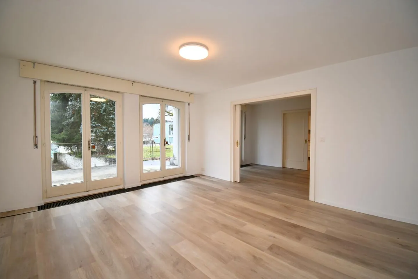 Here is a place to live – Spacious single-family house with garden - Photo 2 of 12