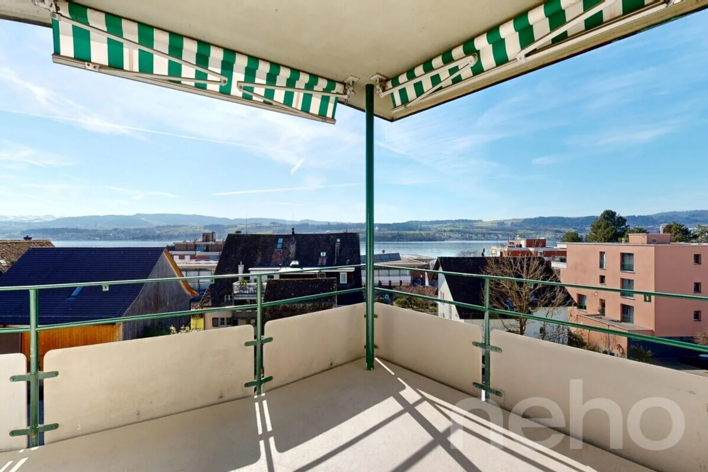 Appartamento luminoso di 4 stanze con vista sul lago e sulle Alpi a Meilen - Foto 4 di 12