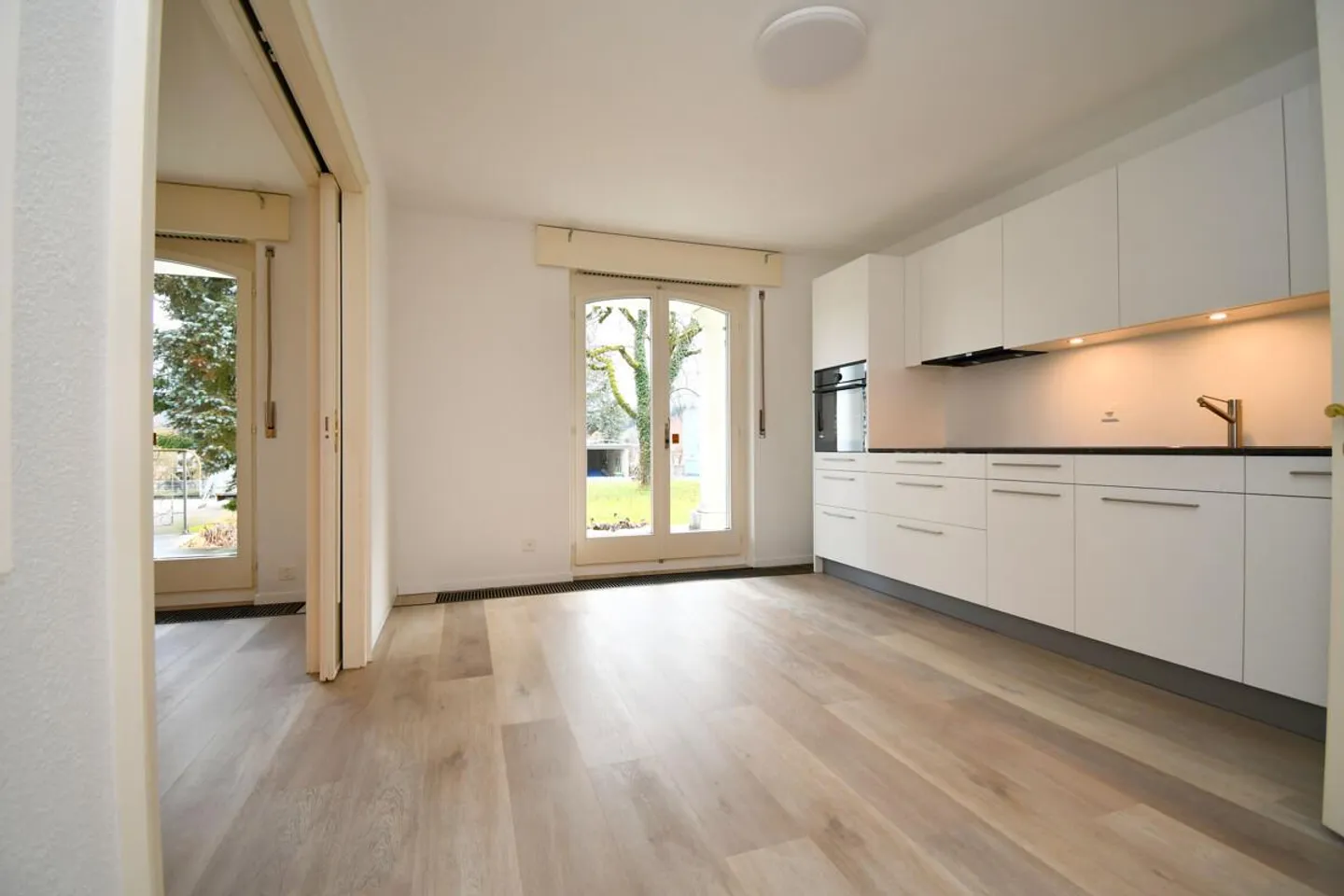 Here is a place to live – Spacious single-family house with garden - Photo 3 of 12