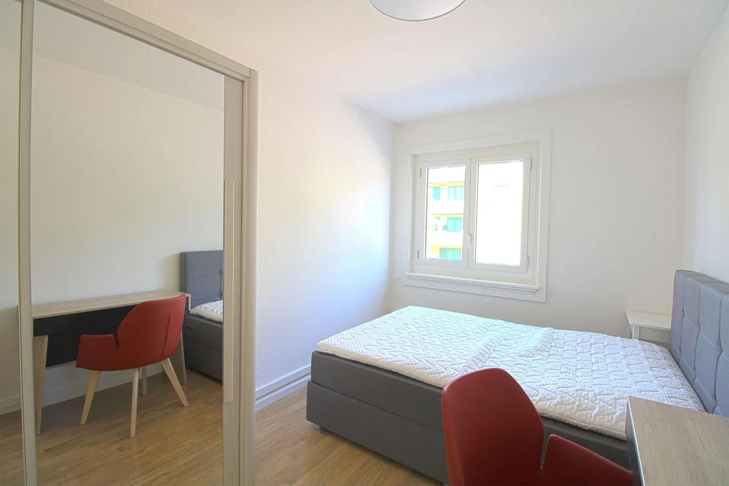 Furnished room in modernised apartment in a top location - Foto 2 von 6