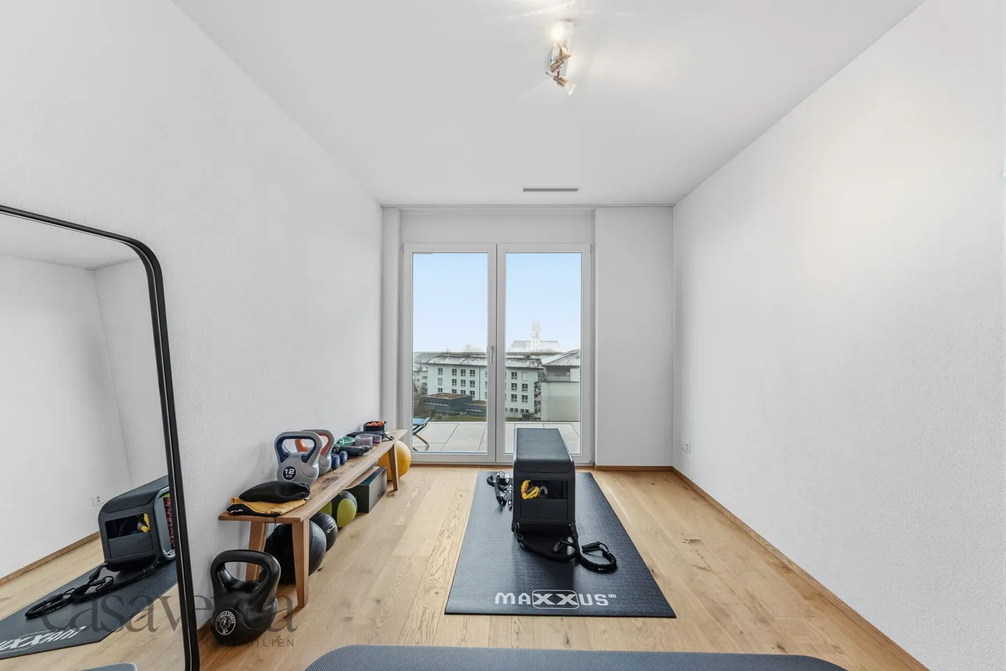 Exclusive Apartment with Stunning Views - Photo 9 of 14