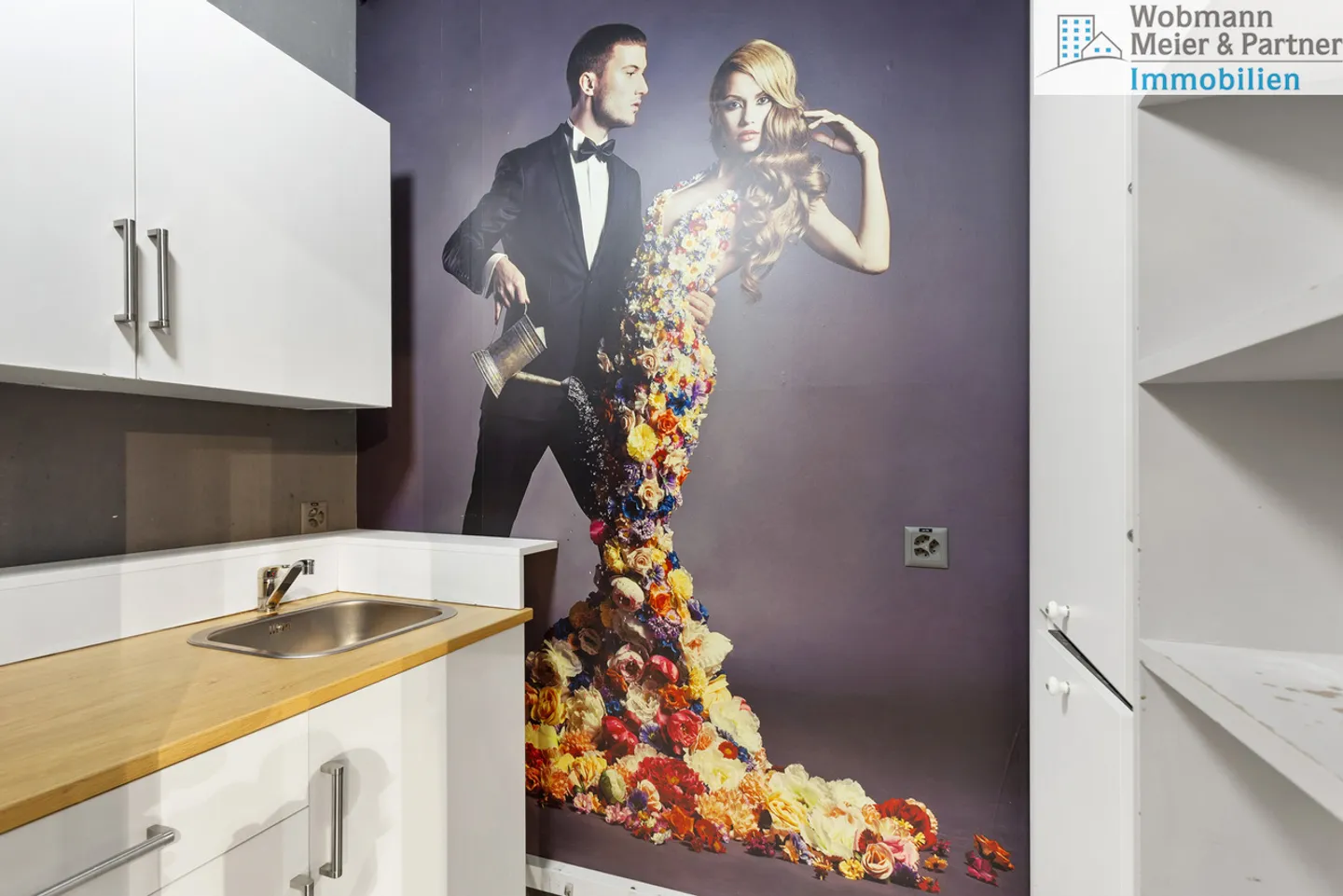 Attractive, fully equipped hair salon (74 m²) in Inside Volketswil - Photo 7 of 10